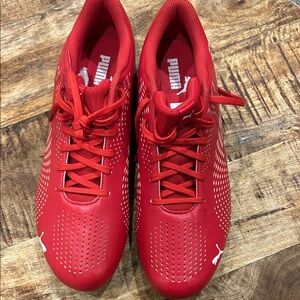 Unisex Puma sneakers size 11 men and women 13